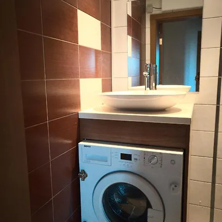 Apartment Parkview Complex Large Flat Next To Lift