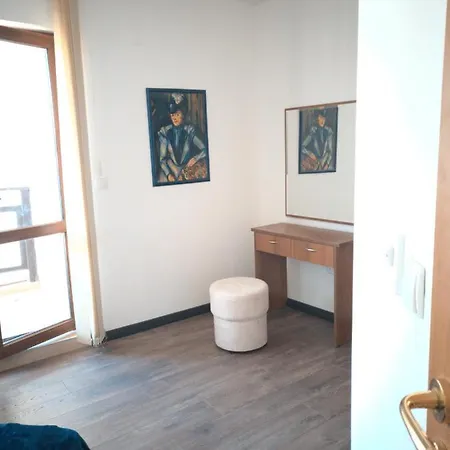 Parkview Complex Large Flat Next To Lift Apartment Bansko