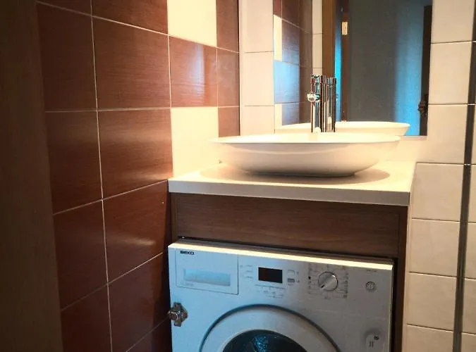 Apartment Parkview Complex Large Flat Next To Lift