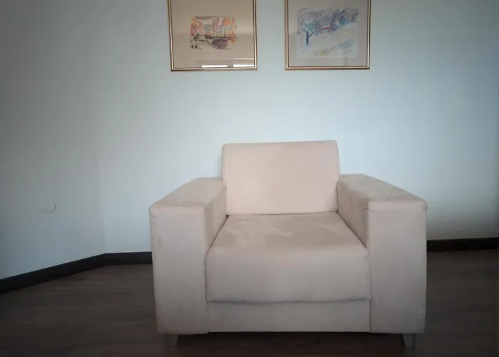 Parkview Complex Large Flat Next To Lift Apartment