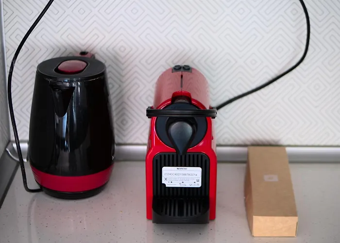 Parkview Complex Large Flat Next To Lift